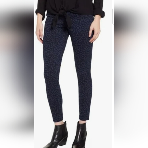 Spanx Animal Print Jeggings, Size XL. - Picture 1 of 6